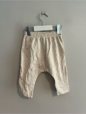 Old navy 3/6m tan Harlem pants gender neutral